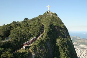 Train to visit the Christ in Rio